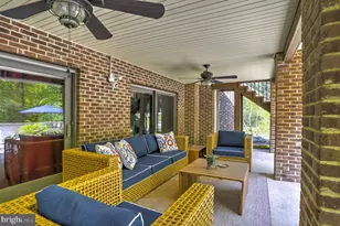 6004 Strathmore Way, Upper Marlboro, MD 20772 - Photo 11