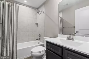 6100 Northwest Dr, Hyattsville, MD 20782 - Photo 25