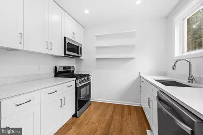 8618 Lantern Lane, Clinton, MD 20735 - Photo 5