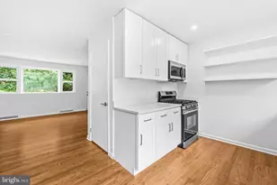 8618 Lantern Ln, Clinton, MD 20735 - Photo 9