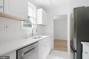 5202 Kenesaw St, College Park, MD 20740 - Photo 17