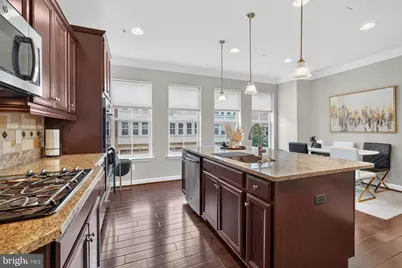 809 Fair Winds Way #294, Oxon Hill, MD 20745 - Photo 9