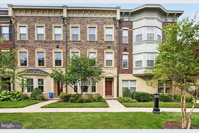 809 Fair Winds Way #294, Oxon Hill, MD 20745 - Photo 1