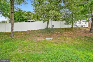 5816 N Holly Springs Dr, Capitol Heights, MD 20743 - Photo 29