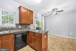 15409 Bennetts Run Ct, Brandywine, MD 20613 - Photo 11