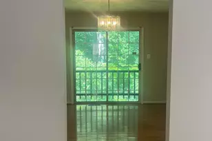 4603 Hidden Pine Ln, Temple Hills, MD 20748 - Photo 3