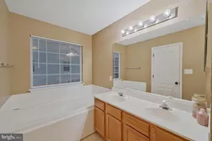 9617 Woodyard Cir, Upper Marlboro, MD 20772 - Photo 19