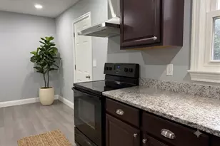 5724 Middleton Ln, Temple Hills, MD 20748 - Photo 5