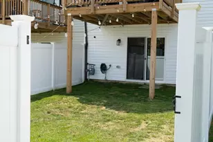 16642 Green Glade Dr, Brandywine, MD 20613 - Photo 3