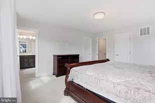 10851 Foxtrot Cir, Upper Marlboro, MD 20772 - Photo 17