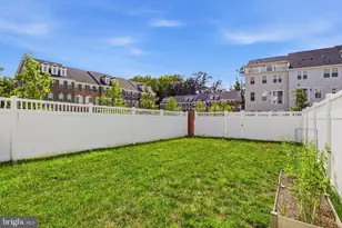 10851 Foxtrot Cir, Upper Marlboro, MD 20772 - Photo 29