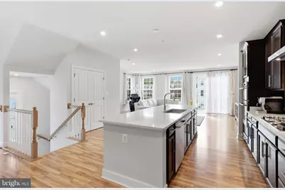 10851 Foxtrot Circle, Upper Marlboro, MD 20772 - Photo 7