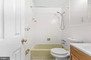 12015 Hickory Dr, Fort Washington, MD 20744 - Photo 17