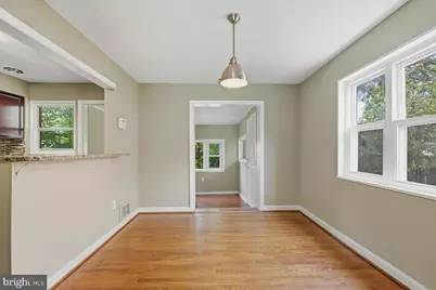 7632 W Park Drive, Hyattsville, MD 20783 - Photo 5