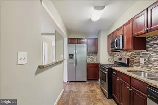 7632 W Park Dr, Hyattsville, MD 20783 - Photo 13