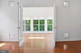 5704 Allwood Ct, Lanham, MD 20706 - Photo 17