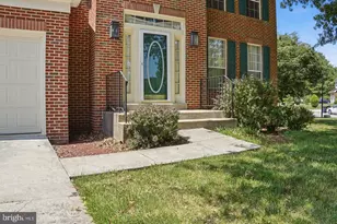 5704 Allwood Ct, Lanham, MD 20706 - Photo 3