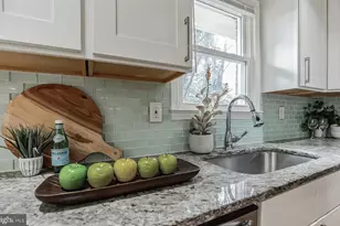 8209 Rosaryville Rd, Upper Marlboro, MD 20772 - Photo 11