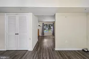 6233 E Hil Mar Cir, District Heights, MD 20747 - Photo 19