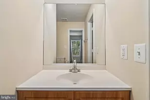 6233 E Hil Mar Cir, District Heights, MD 20747 - Photo 29