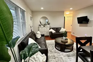9610 50th Pl, College Park, MD 20740 - Photo 3