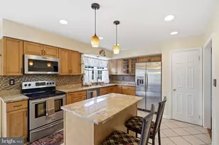 10205 Balsamwood Dr, Laurel, MD 20708 - Photo 9