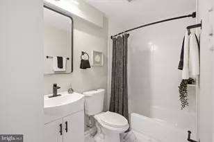 9602 Dubarry Ave, Lanham, MD 20706 - Photo 17