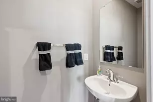 10922 Wheat Berry Dr, Upper Marlboro, MD 20774 - Photo 5