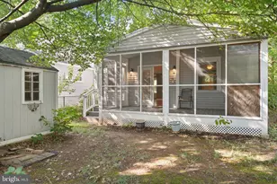 9 Southway Southway, Greenbelt, MD 20770 - Photo 7