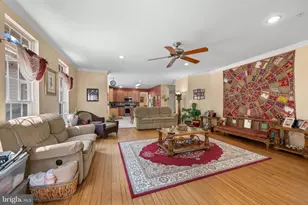 13105 Falling Water Ct, Bowie, MD 20720 - Photo 13