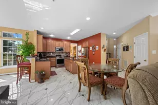 13105 Falling Water Ct, Bowie, MD 20720 - Photo 11