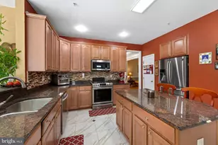 13105 Falling Water Ct, Bowie, MD 20720 - Photo 9