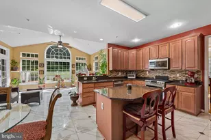 13105 Falling Water Ct, Bowie, MD 20720 - Photo 7
