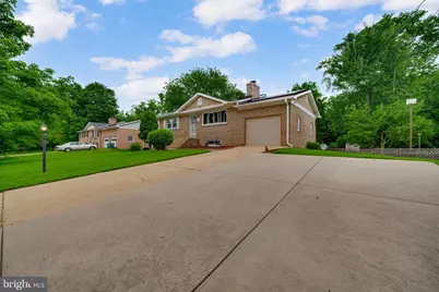 11729 Redwood Drive E, Brandywine, MD 20613 - Photo 5