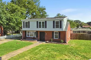 6802 Friendship Ct, Clinton, MD 20735 - Photo 3