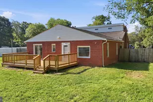 6802 Friendship Ct, Clinton, MD 20735 - Photo 7