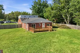 6802 Friendship Ct, Clinton, MD 20735 - Photo 5