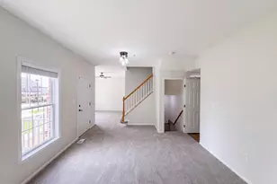 2800 Orchard Summit Ct, Landover, MD 20785 - Photo 3
