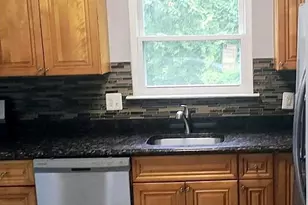 6705 Milltown Ct, District Heights, MD 20747 - Photo 3