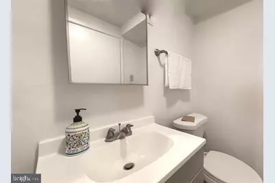 8106 Rhode Island Avenue #UNIT 2, College Park, MD 20740 - Photo 23