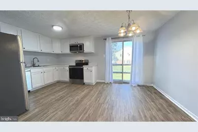 8106 Rhode Island Avenue #UNIT 2, College Park, MD 20740 - Photo 3