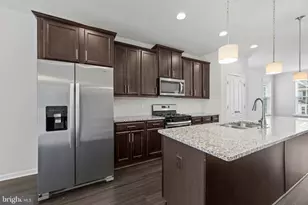 9114 Fox Stream Way, Upper Marlboro, MD 20772 - Photo 5