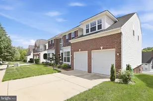 10105 Elgin Cir, Bowie, MD 20721 - Photo 3