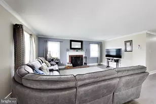 15711 Paramont Ln, Bowie, MD 20716 - Photo 3