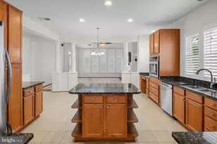 7408 Near Thicket Way, Laurel, MD 20707 - Photo 17