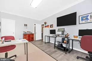 521 Triggerfish Dr, Oxon Hill, MD 20745 - Photo 41