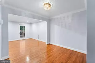 6044 St Moritz Dr, Temple Hills, MD 20748 - Photo 9
