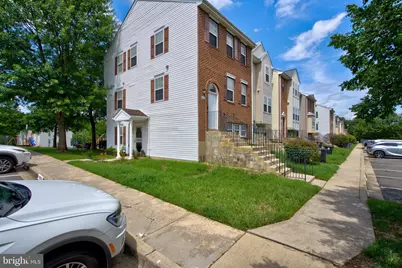4304 Applegate Lane #2, Suitland, MD 20746 - Photo 3