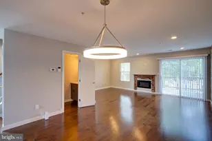4304 Applegate Ln, Suitland, MD 20746 - Photo 9