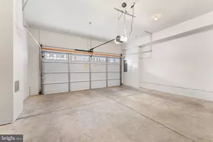 602 Overlook Park Dr, National Harbor, MD 20745 - Photo 41